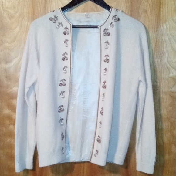 Vintage sweater tan embroidery 40 - Picture 7 of 13